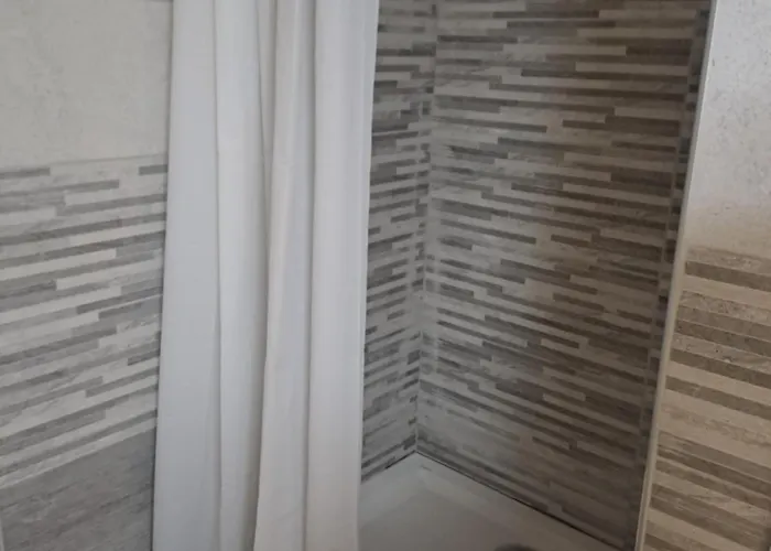 בית נופש Lucia *